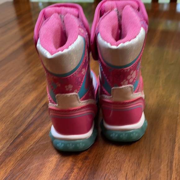 Paw patrol snow boots new - Picture 3 of 4